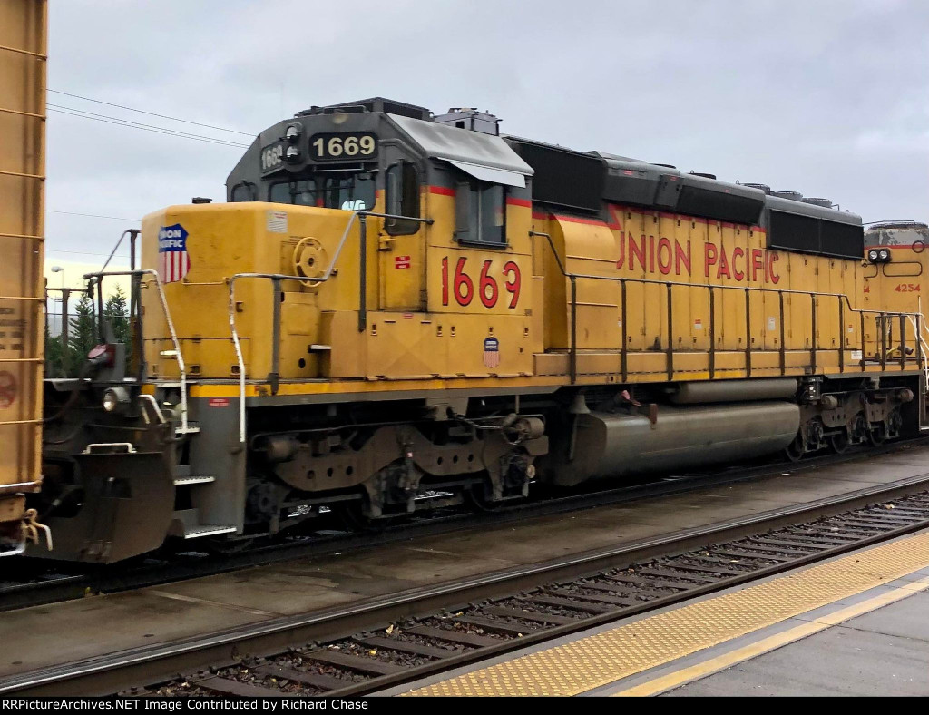 UP 1669